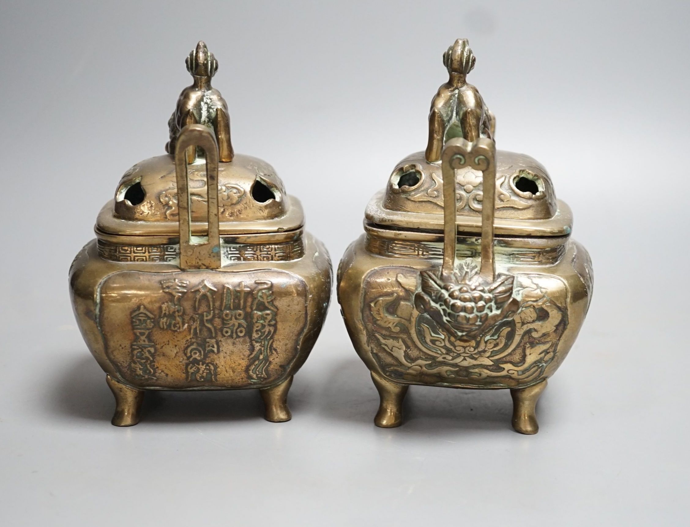 A pair of Japanese bronze censers and covers, with apocryphal Xuande marks 13cm